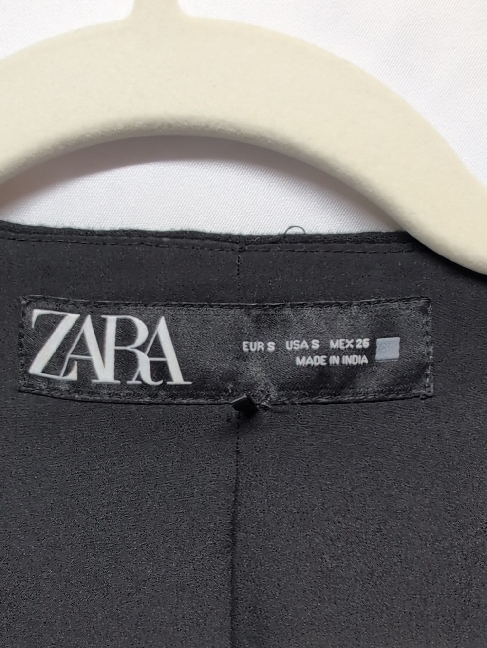 Zara Black Vest with Gold Embellishment - Picture 3 of 6